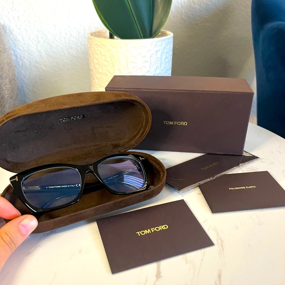 Tom Ford FT5709-B Full Rim Cat-Eye Shiny Black Eyeglasses